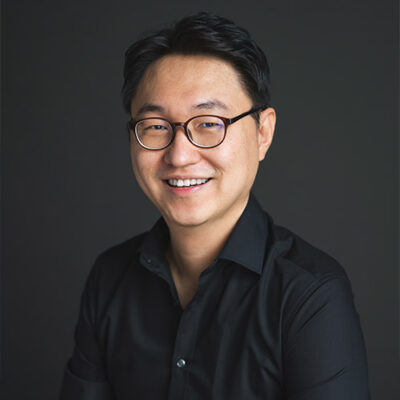 Inmoo Hwang<span style="font-size:1.6rem;">(황인무)</span><br><span style="display: inline-flex;font-size:18px;font-weight:300;line-height: 21px;padding-right: 20px;">Co-founder, ADDX Group</span> 1 Inmoo Hwang Co-founder and Group Managing Director, ADDX Group