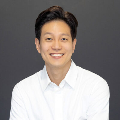 Phillip Huh<span style="font-size:1.6rem;">(허세영)</span><br><span style="display: inline-flex;font-size:18px;font-weight:300;line-height: 21px;padding-right: 20px;">CEO, Lucentblock</span> 1 Phillip Huh Lucentblock